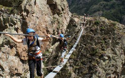 Escalade, Via ferrata, Spéléologie Parcours via ferrata à 2 dans les Hautes-Pyrénées