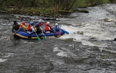 Rafting, Kayak, Canyoning Via Ferrata et raft ou cano-raft encadré en Corrèze