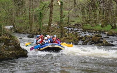 Rafting, Kayak, Canyoning Raft ou cano-raft et randonnée VTT en Corrèze