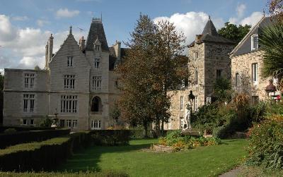 Bord de mer Nuit dans un château en Bretagne