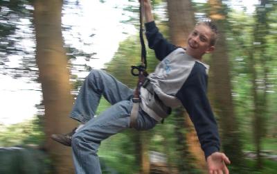 Parcours aventure Multi-activités dans les arbres près d'Amiens