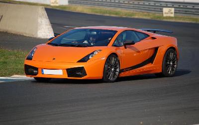 Ferrari, Porsche, Lamborghini Pilotage en Lamborghini Gallardo au circuit du Grand Sambuc