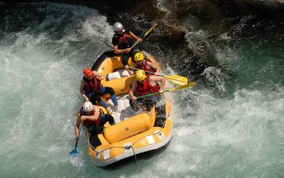 Rafting, Kayak, Canyoning Descente sportive en rafting en Savoie