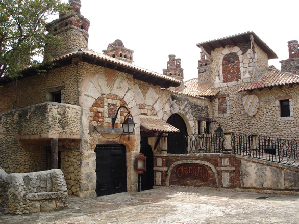 La casa del Rio, Alto de Chavon