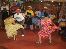 Dance locale au restaurant El Conuco, Saint-Domingue