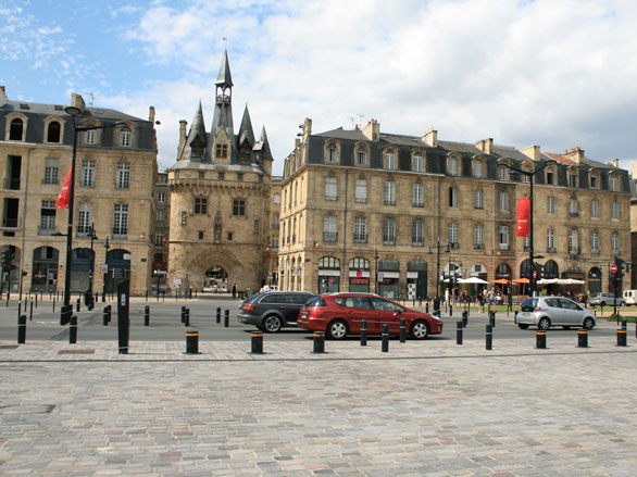 Porte Cailhau, Bordeaux