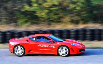 Ferrari, Porsche, Lamborghini Pilotage 12 km sur route ouverte en Ferrari F430 à Colmar