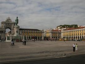 La place du commerce à Lisbonne