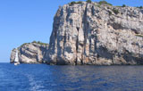 falaise sur la côte de Croatie